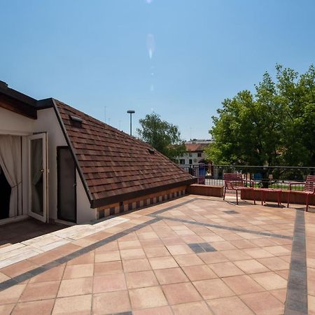 7° Cielo Apartment - Venezia - Mestre With Terrace Extérieur photo